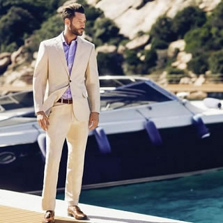 Maintaining Your Professional Look in the Summer