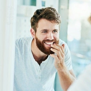 8 Great Ways to Whiten Your Teeth Safely at Home